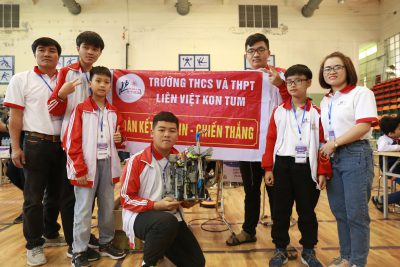 Trường THCS và THPT Liên Việt Kon Tum lần đầu tham gia giải vô địch Roboticst toàn quốc tổ chức tại Hà Nội