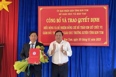 Lễ công bố và trao Quyết định điều động, bổ nhiệm Giám đốc Trung tâm Giáo dục thường xuyên tỉnh Kon Tum
