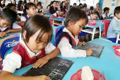 Dạy tiếng Việt cho học sinh người dân tộc thiểu số