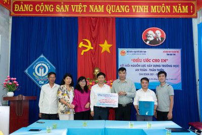 Vụ trưởng Vụ Giáo dục thể chất, Bộ Giáo dục và Đào tạo Nguyễn Thanh Đề đến thăm và làm việc tại tỉnh Kon Tum