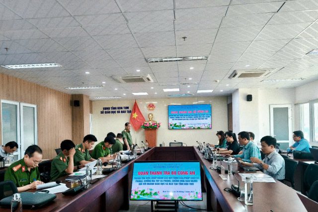 Thanh tra Bộ Công an thanh tra việc chấp hành các quy định của pháp luật về phòng, chống ma túy và phòng chống mua bán người  tại Sở Giáo dục và Đào tạo Kon Tum