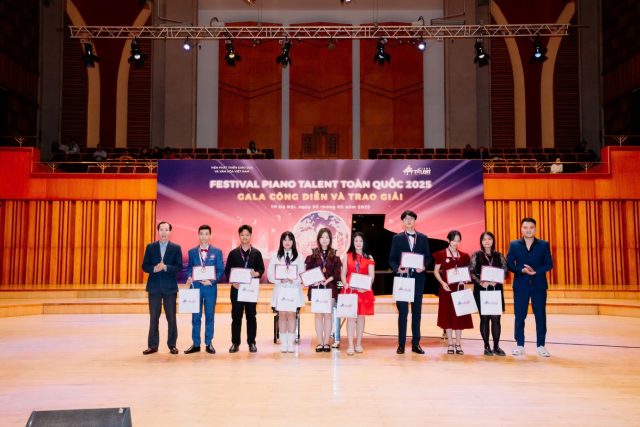 Học sinh trường THCS&THPT Liên Việt Kon Tum giành huy chương Đồng tại Festival Piano Talent toàn quốc 2025