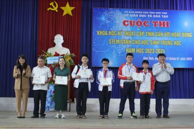 11 giải Nhất đã được trao tại Cuộc thi KHKT gắn với các hoạt động STEM dành cho học sinh THPT